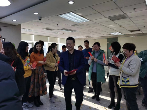 VSPORTS体育官网體育集團(tuán)發(fā)紅包